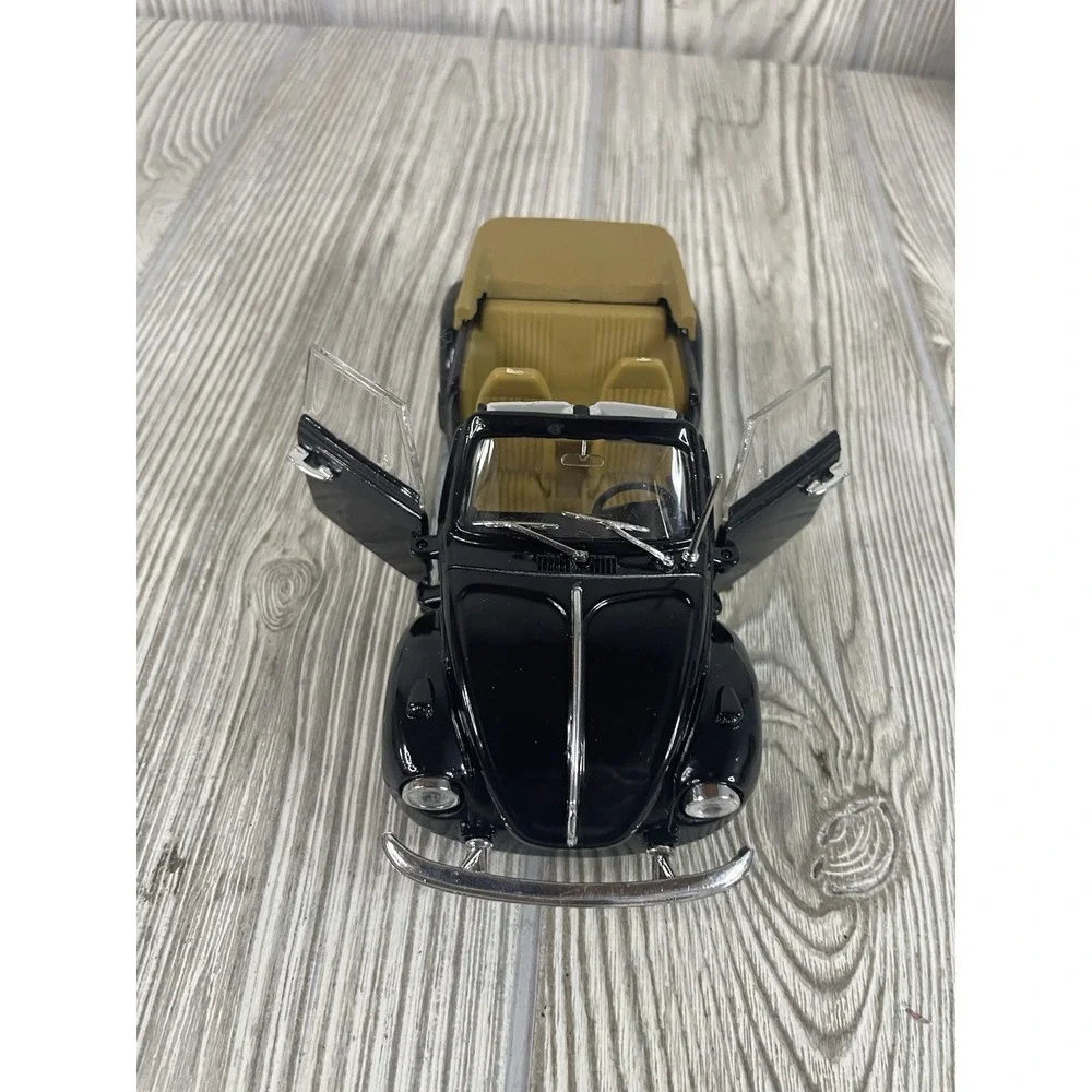 Polistil Volkswagen Cabriolet 1303 Diecast Model Car Black 1/25 Scale Vintage